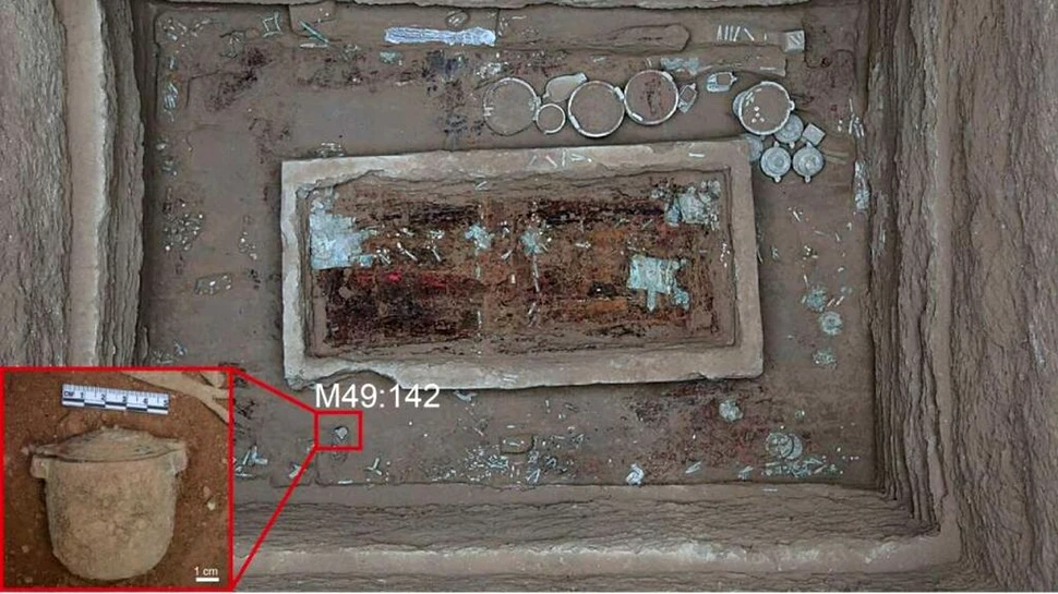 Cremă de față veche de 2.700 de ani, realizată din „lapte de lună”, descoperită într-un mormânt chinezesc antic