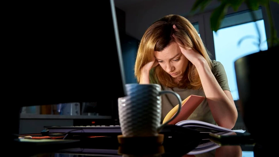Câți dintre angajații români suferă de burnout? Numărul este îngrijorător!