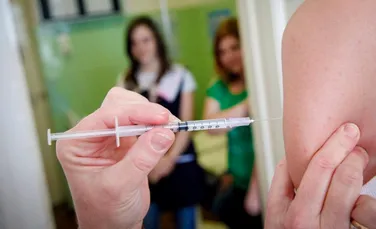 Cum se va desfășura vaccinarea în școli și universități, în România