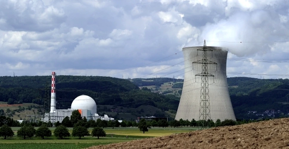 Reactoarele nucleare nu amplifică riscul de cancer, susţine un studiu elveţian