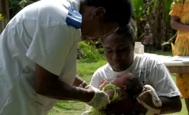 Revoluţie a serviciilor medicale: un copil a fost imunizat de primul vaccin livrat cu drona