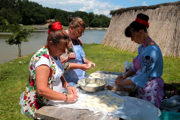 Astra multicultural, festivalul multiculturalităţii de la Sibiu