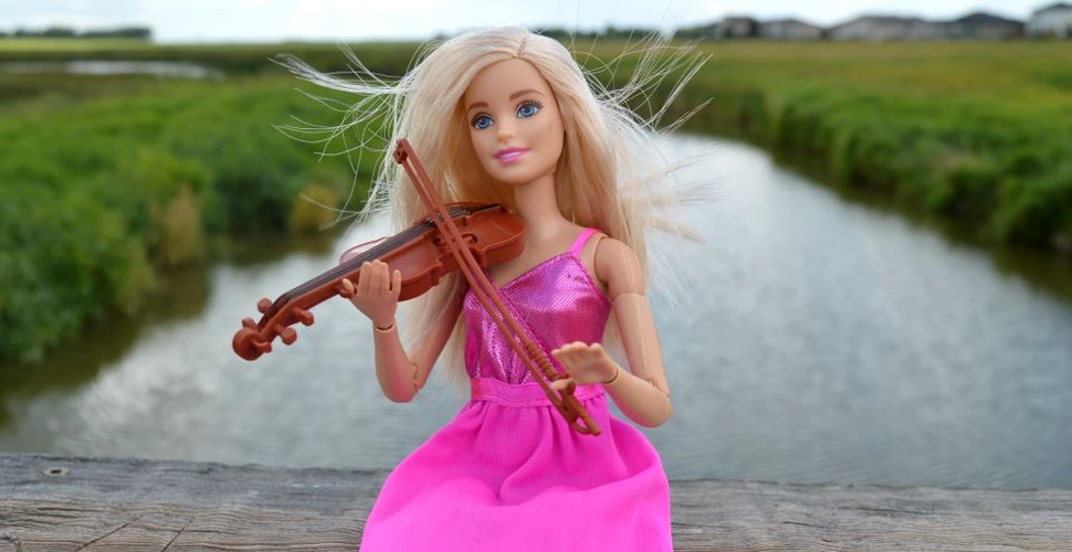 O păpuşă Barbie realizată după modelul Fridei Kahlo generează dispute