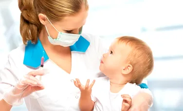 Cum vrea OMS să convingă părinţii din România să îşi vaccineze copiii? Soluţia: VaccinApp