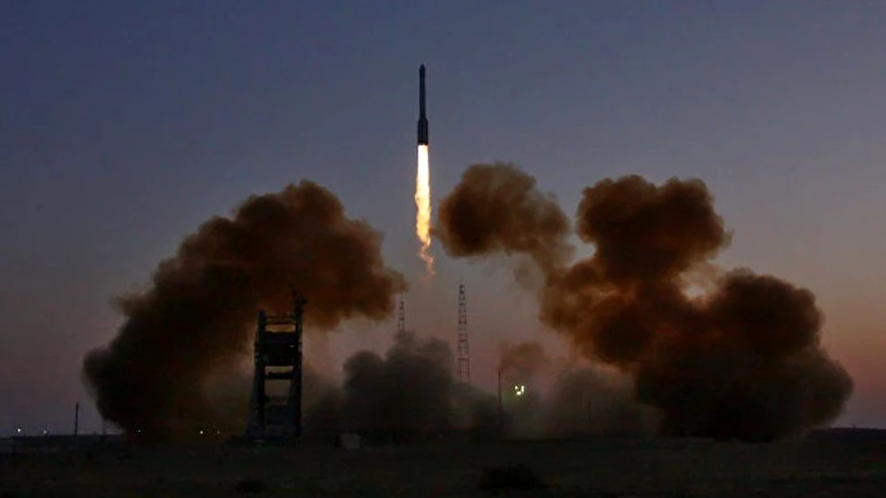 O rachetă purtătoare Soiuz cu un satelit militar la bord a decolat cu succes de pe Pleseţk