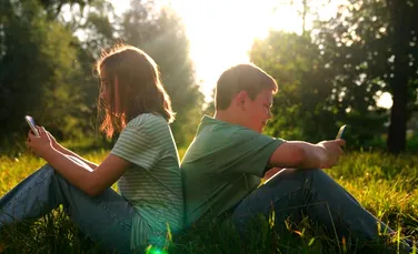 Copiii și ecranele: Cât este prea mult și ce pot face părinții