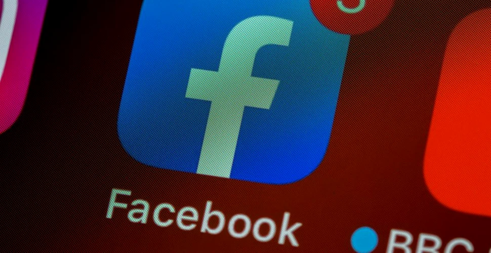 Facebook a fost dat în judecată de 46 de state americane. Care este motivul