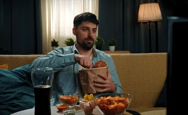 Calitatea somnului unuia dintre parteneri poate afecta dieta întregului cuplu