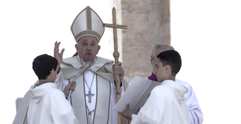 Papa Francisc ar fi spus că există prea multă „poponărie” în colegiile preoțești