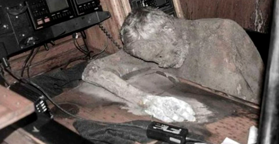 Enigmă în Pacifc: Cadavru mumificat, găsit la bordul unui iaht care plutea în derivă în ocean – VIDEO