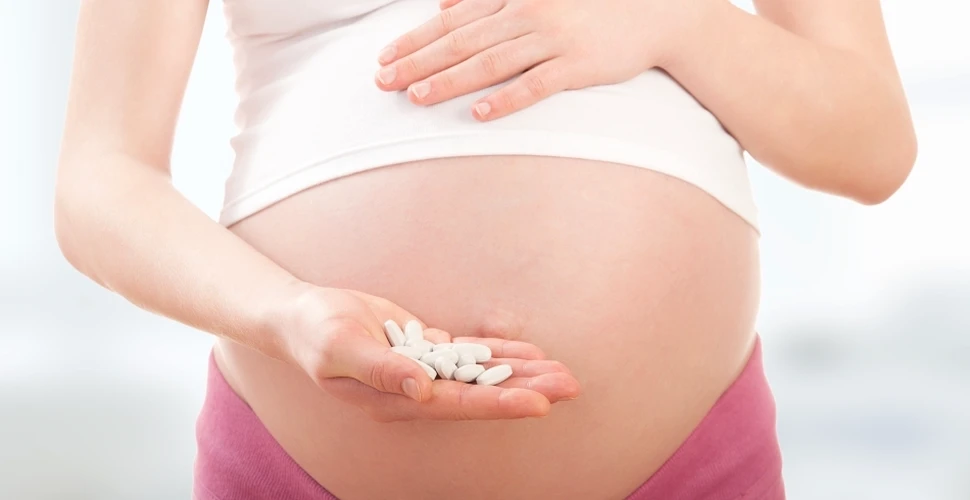 Avertismentul cercetătorilor privind un popular supliment alimentar: evitaţi-l în timpul sarcinii!