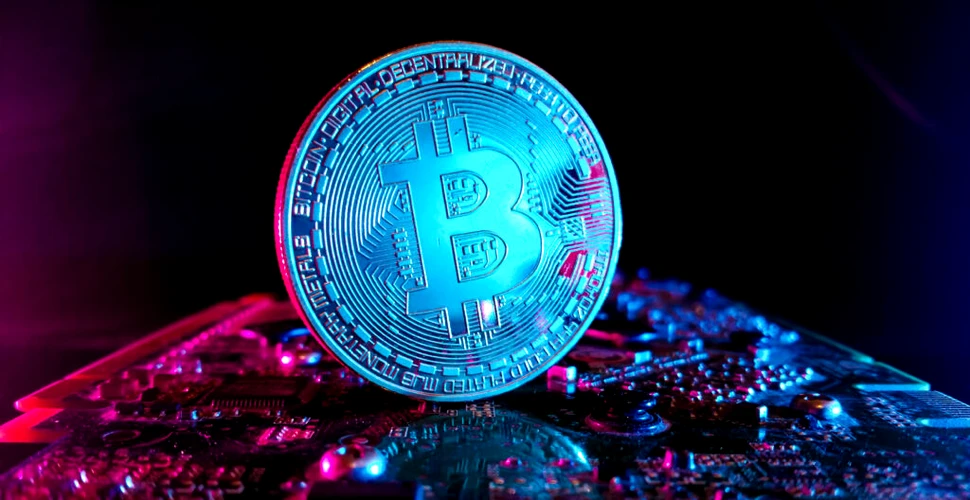 Bitcoin a ajuns la cel mai scăzut nivel din ultimele trei luni