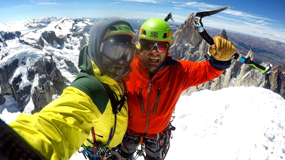 Alpinişti români pe vârful Cerro Torre din Patagonia: Fiecare metru a fost o victorie, un maraton parcurs
