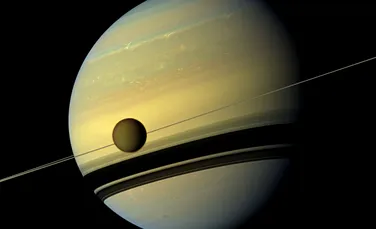 Misunea Cassini a descoperit tipare nemaivăzute în inelele lui Saturn