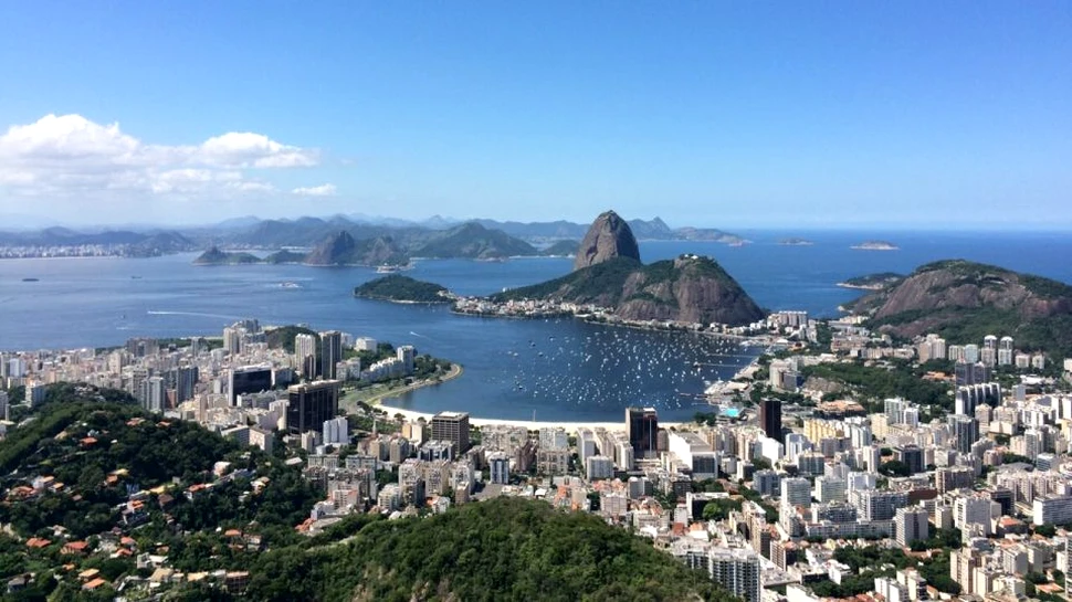 Cât de mare este pericolul apelor contaminate din Rio de Janeiro. Ce păţesc în realitate înotătorii şi cei care înghit apă?