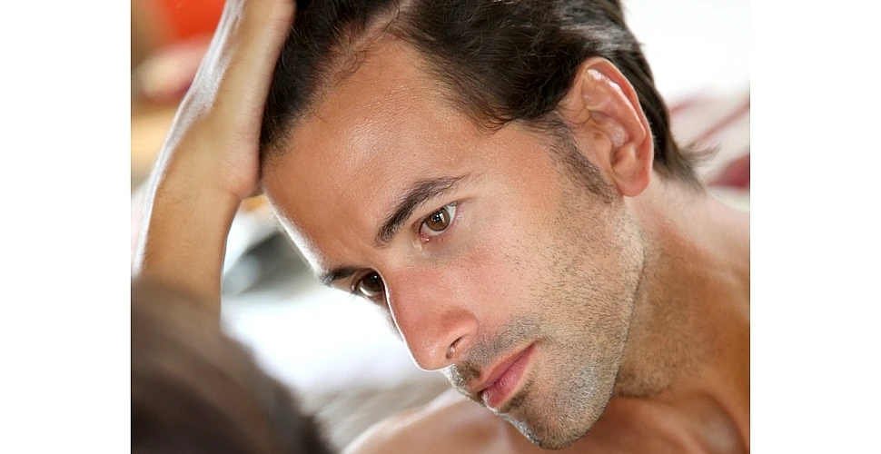 Cercetătorii lansează un avertisment important către bărbaţii care-şi pierd părul