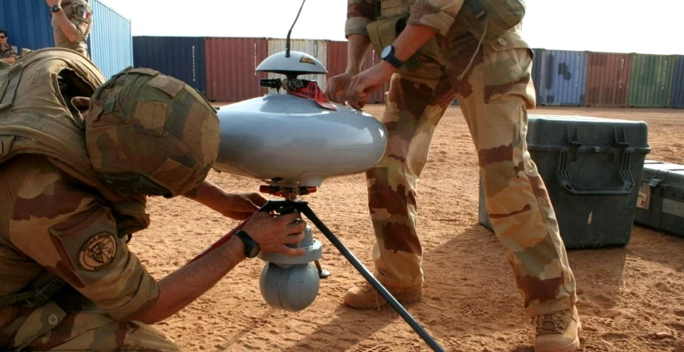 Franța investește în tehnologia dronelor care pot intercepta comunicațiile