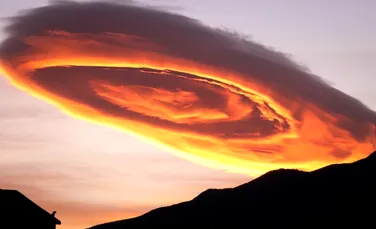 Ce a fost, de fapt, norul ciudat și portocaliu apărut deasupra Turciei?