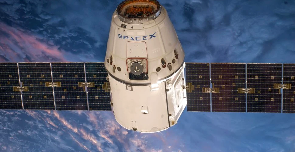 SpaceX anunţă un plan pentru a reduce vizibilitatea satelitilor Starlink