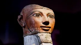 Hatshepsut, femeia faraon care a domnit ca bărbat. Unul dintre cei mai prolifici constructori din Egiptul Antic