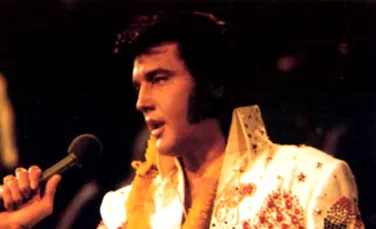 S-au împlinit 40 de ani de la moartea lui Elvis Presley, artistul care a vândut cele mai multe albume din toată istoria muzicii
