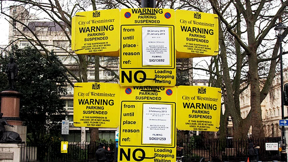 Londra impune noi taxe şoferilor de maşini diesel. Cât costă acum o oră de parcare