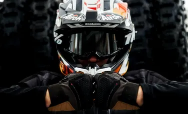 (P) Cască de motocicletă și accesorii: Cum să îmbunătățim siguranța motocicliștilor