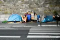 Oamenii fără adăpost din Paris, mutați în alte orașe înainte de Jocurile Olimpice