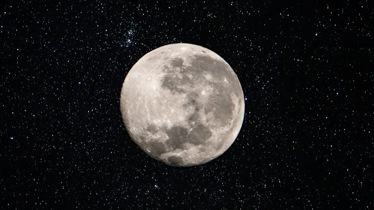 luna-spatiu-regolit-unsplash_descopera 