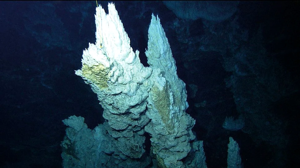 Descoperire fascinantă făcută de o echipă de cercetători în rocile din mantaua Pământului. Deocamdată, nu se cunoaşte originea acestora