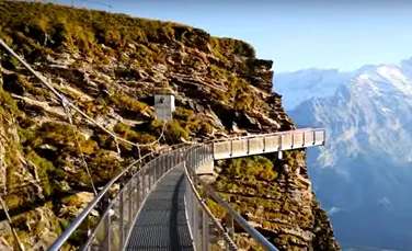 Pasarela First Cliff Walk din Elveţia, în imagini