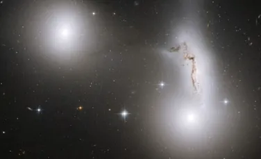 Batalia galaxiilor are loc la o distanta de 100 de milioane de ani-lumina