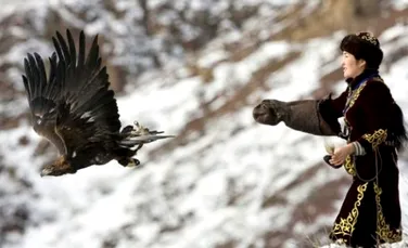 Fascinatia vanatorii cu soimi si vulturi (FOTO)