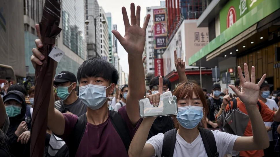 Parlamentul Chinei a aprobat continuarea procedurii de elaborare a controversatei legi privind Hong Kong