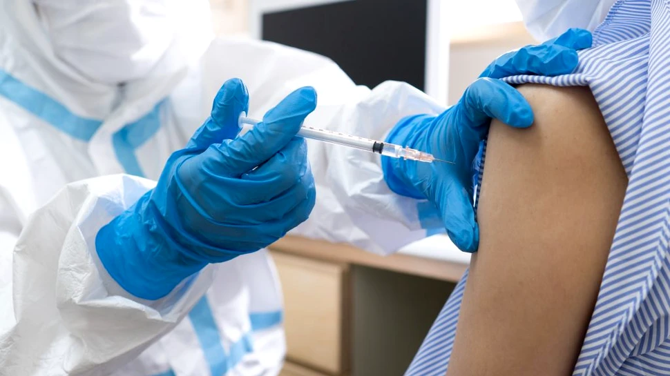 Cu cât este mai mare rata mortalității COVID-19 la persoanele nevaccinate față de cele nevaccinate