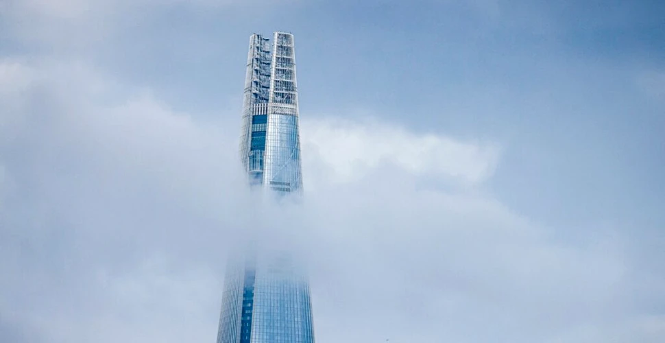 Un britanic a fost reținut în timp ce escalada a cincea cea mai înaltă clădire din lume