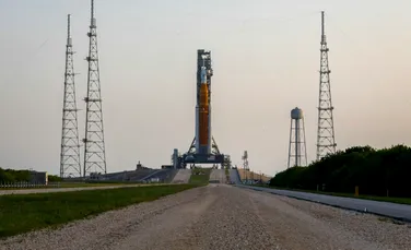 Racheta Artemis I de la NASA a trecut un test important, în ciuda unei scurgeri de hidrogen