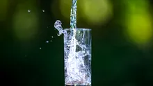 Cum poate un simplu pahar cu apă să crească riscul de hipertensiune?