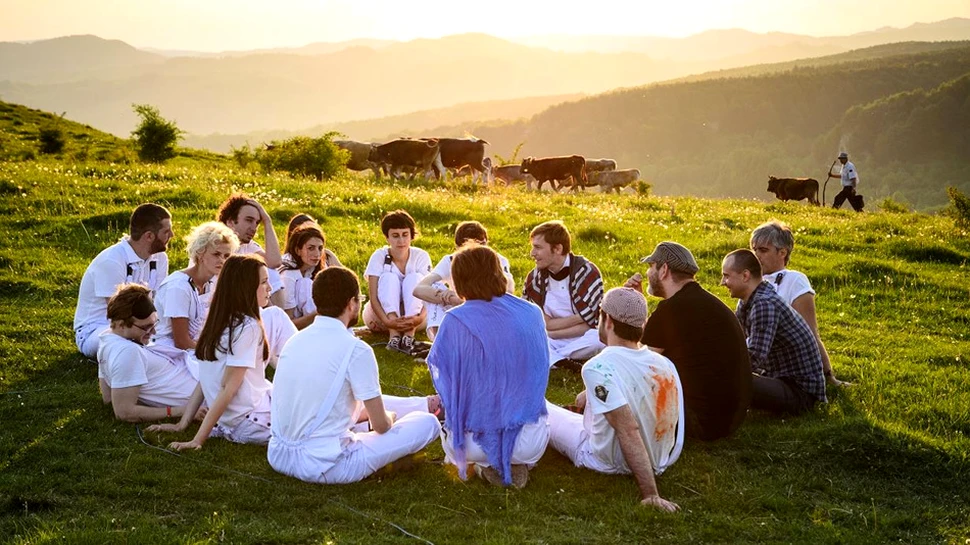 (P) Grolsch a oprit timpul in loc pentru 14 experimentalisti in Experience Hotel