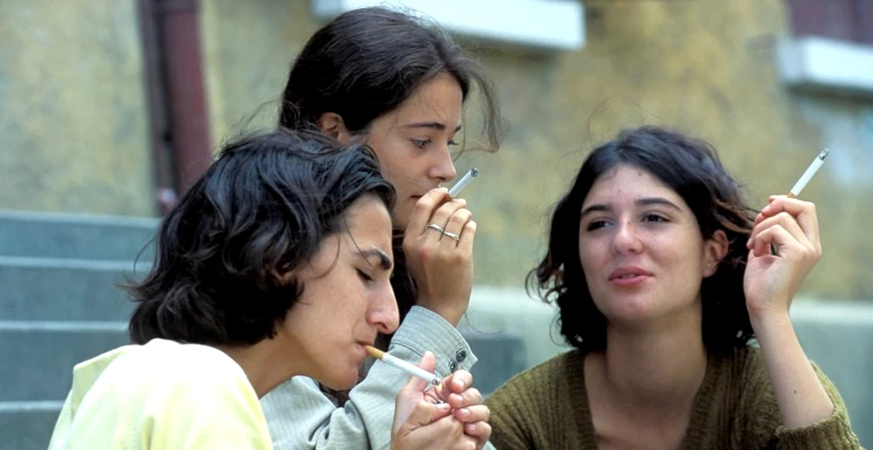 Ce se întâmplă cu creierul celor care s-au apucat de fumat din adolescenţă?