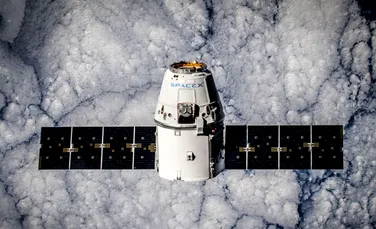 Capsula Dragon a companiei SpaceX s-a desprins de ISS şi a amerizat în Oceanul Pacific
