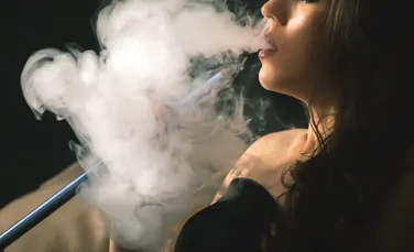 În rândul tinerilor, marijuana şi ”vaping-ul” au devenit mai populare decât ţigările obişnuite