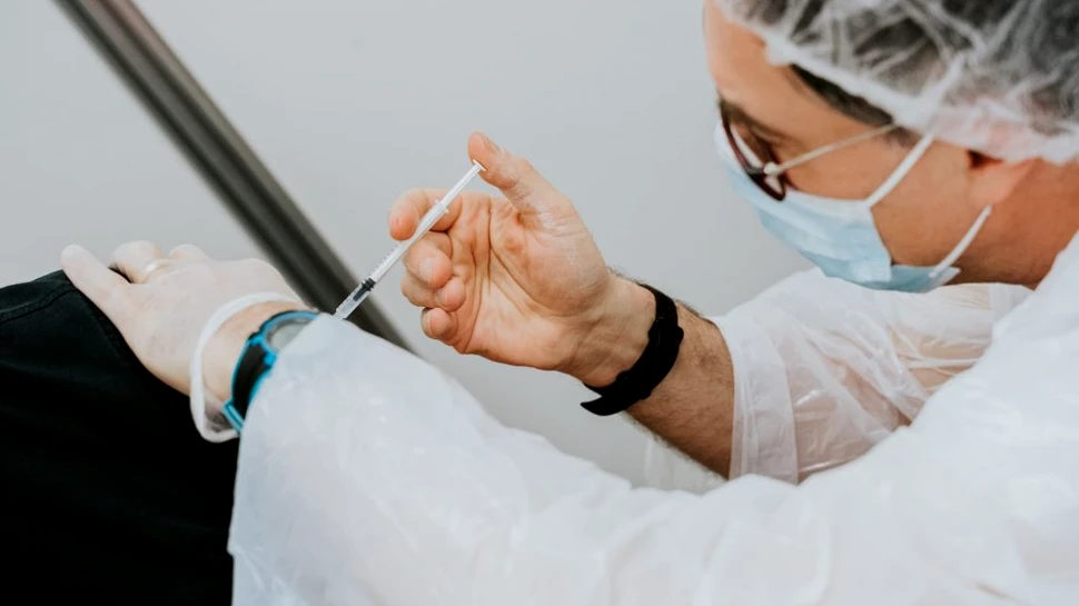 Un studiu „din lumea reală” arată care este adevărata eficiență a vaccinurilor de la Pfizer și Moderna