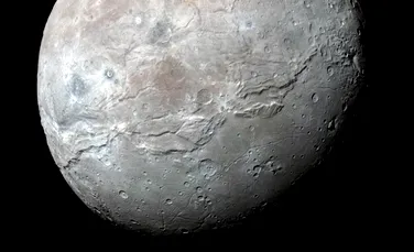 Telescopul Webb a descoperit dioxid de carbon și apă oxigenată pe unul dintre sateliții lui Pluto