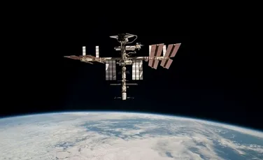 Staţia Spaţială Internaţională a ratat de puţin coliziunea cu o bucată de «gunoi spaţial»