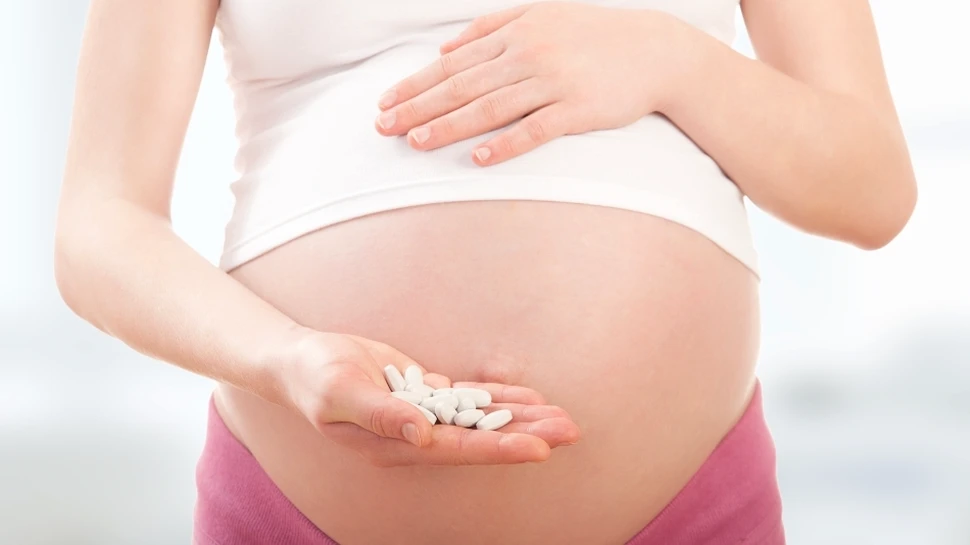 Avertismentul cercetătorilor privind un popular supliment alimentar: evitaţi-l în timpul sarcinii!