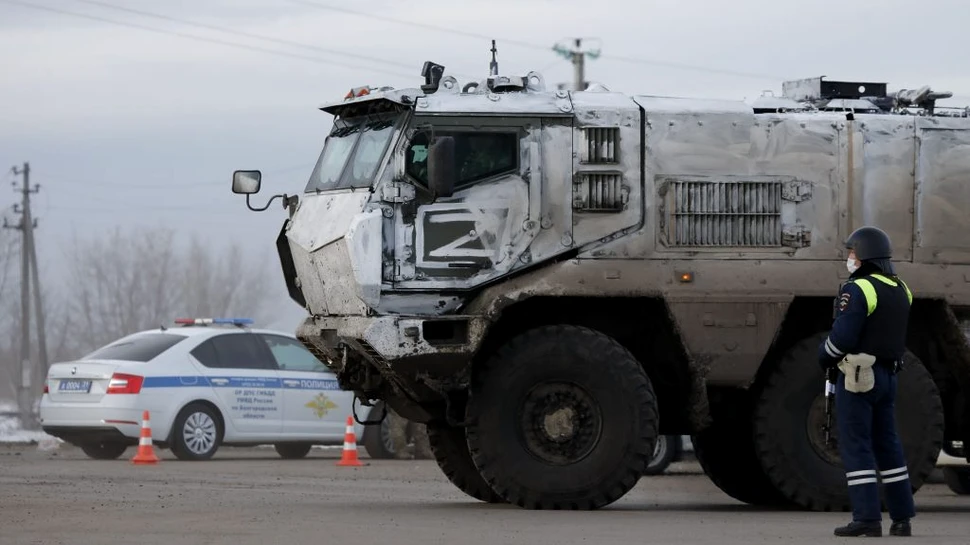 Ce simbolizează însemnele misterioase care apar pe tancurile rusești din Ucraina?