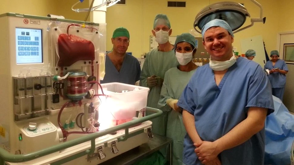 Din miracolele ştiinţei: o reuşită fără precedent ar putea dubla numărul de ficaţi disponibili pentru transplant, salvând mii de vieţi (VIDEO)