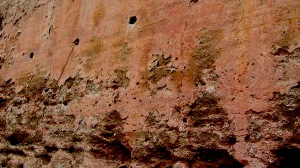 Constructii musulmane consolidate cu pudra de oase
