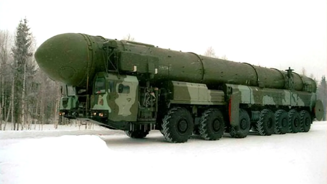1-topol-m-sickle2 